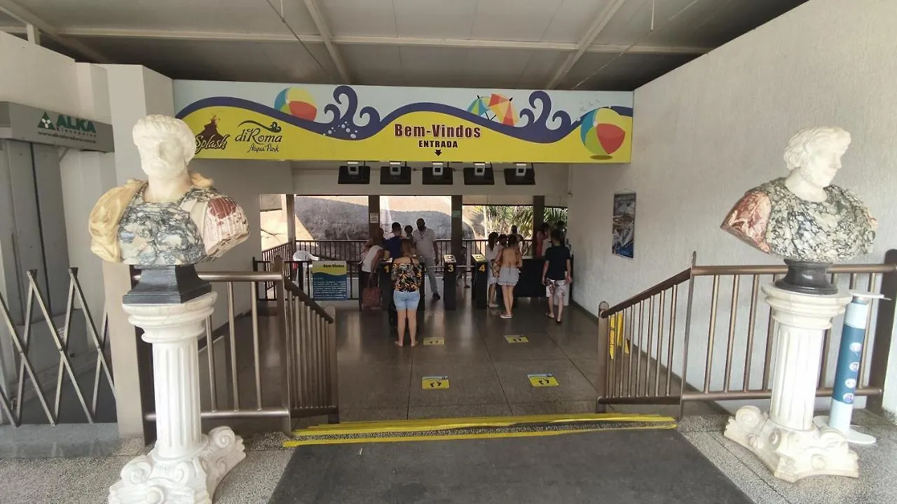 Piazza Diroma Acqua Parque E Splash Villa Caldas Novas 0*,