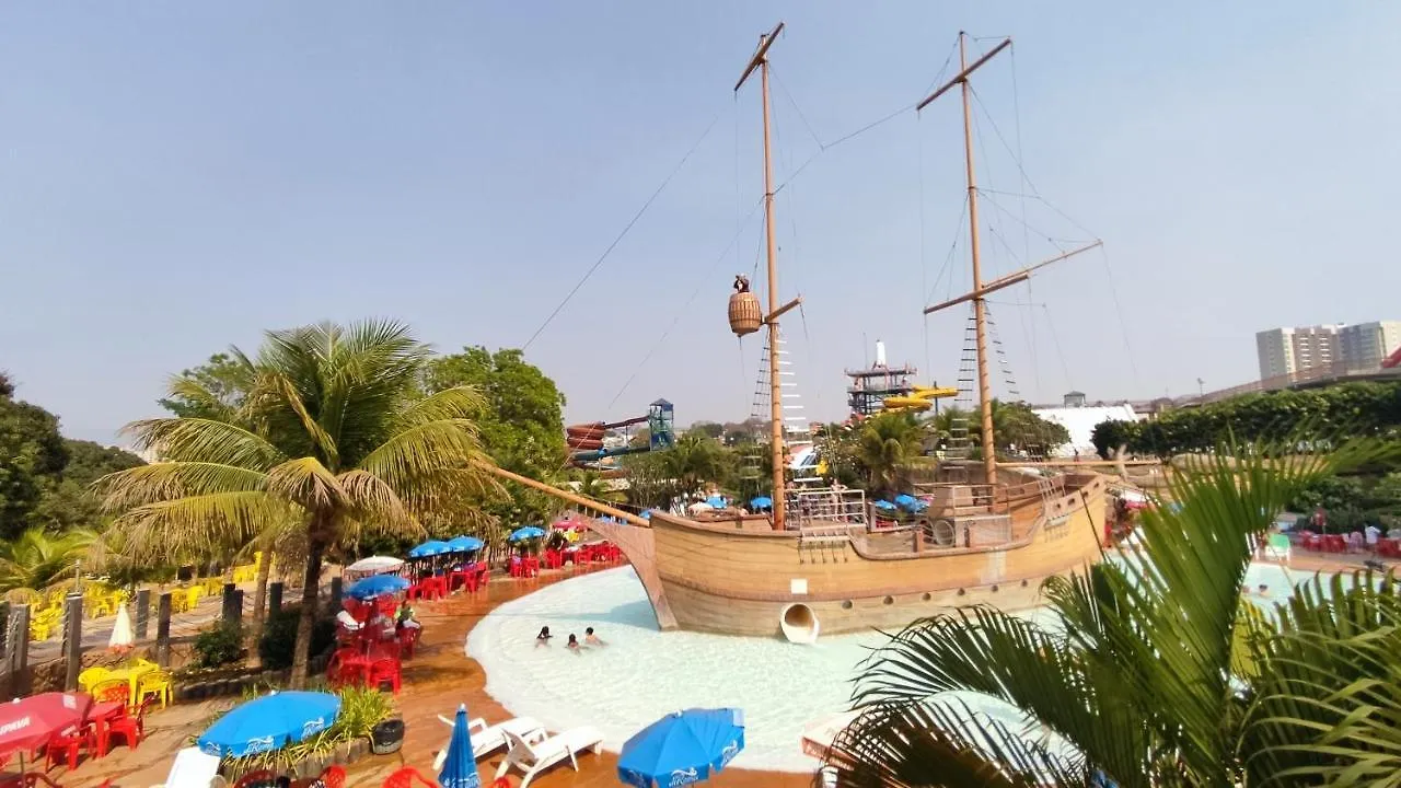 Feriehus Piazza Diroma Acqua Parque E Splash Villa Caldas Novas