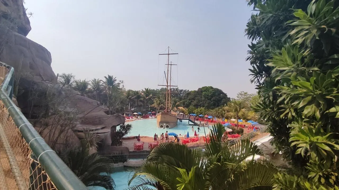 Piazza Diroma Acqua Parque E Splash Villa Caldas Novas Feriehus