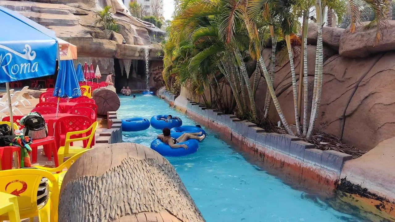 Piazza Diroma Acqua Parque E Splash Villa Caldas Novas Brasilien