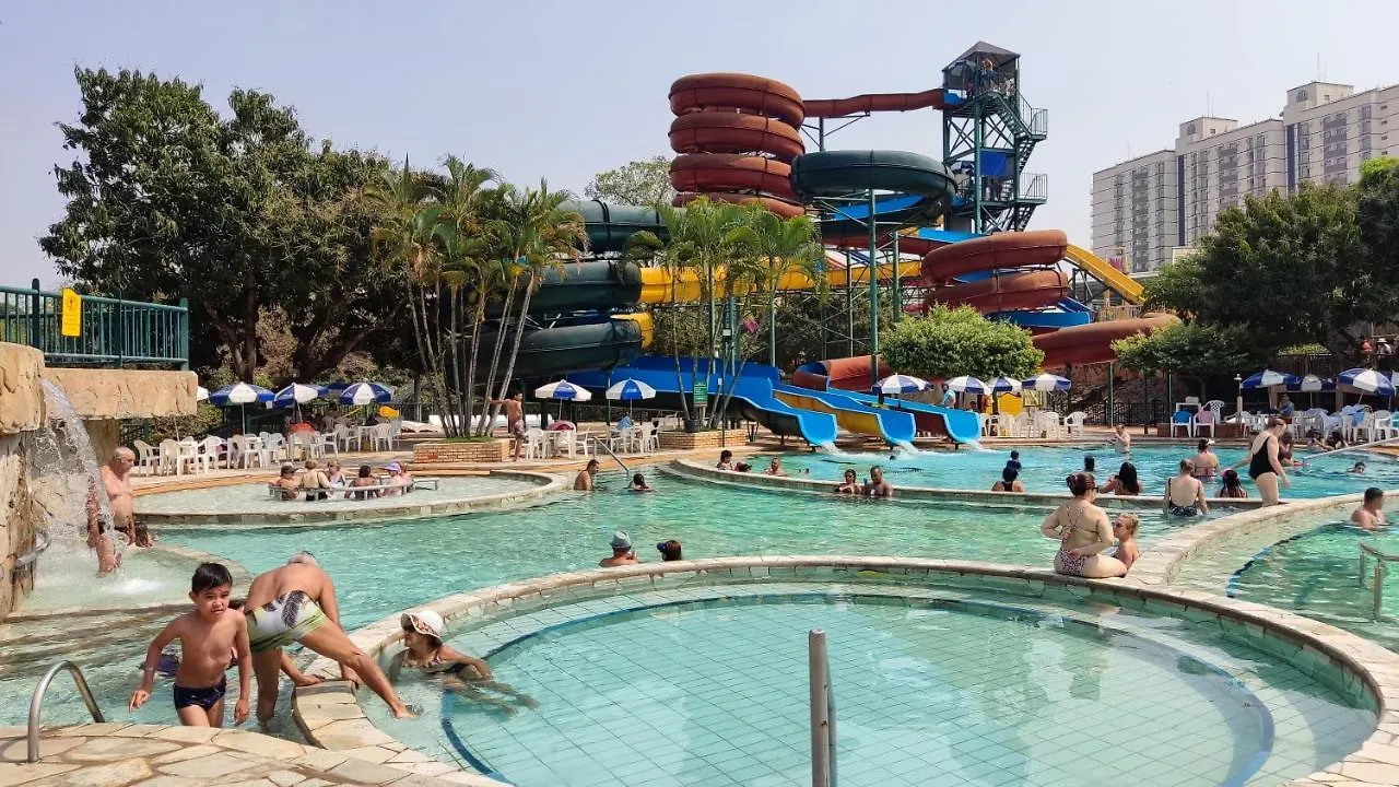 Piazza Diroma Acqua Parque E Splash Villa Caldas Novas Feriehus