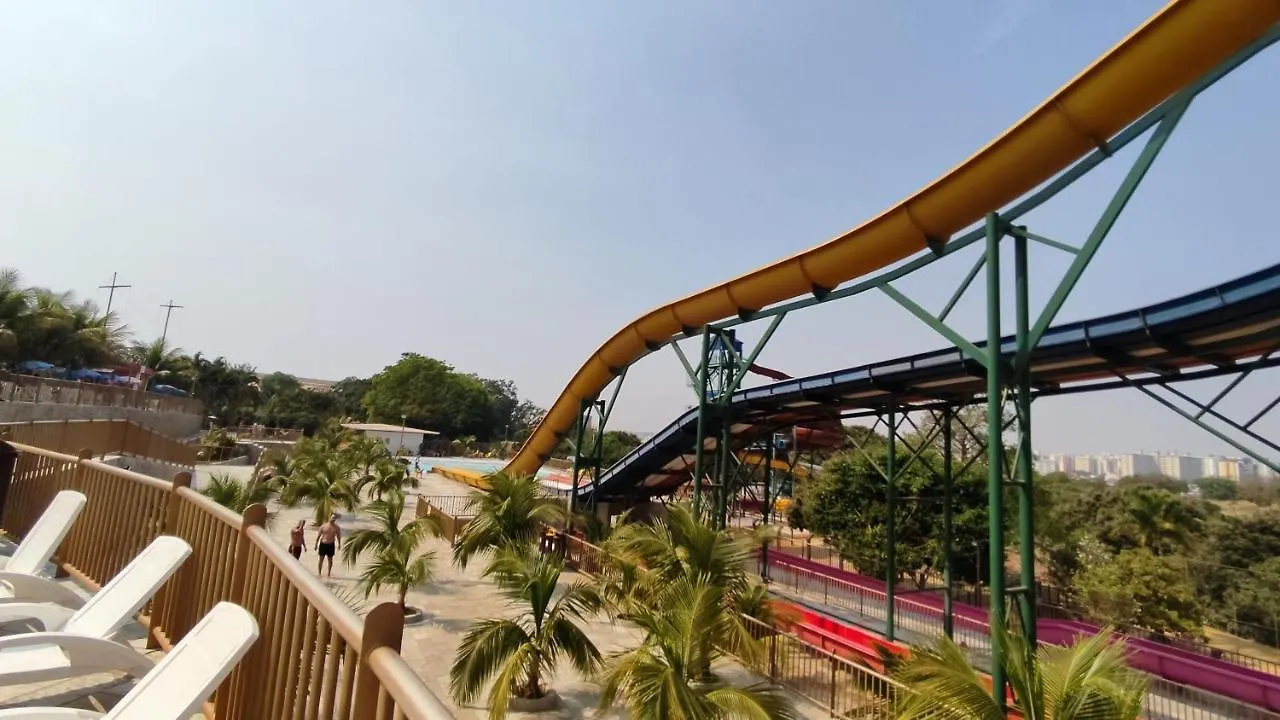 Piazza Diroma Acqua Parque E Splash Villa Caldas Novas