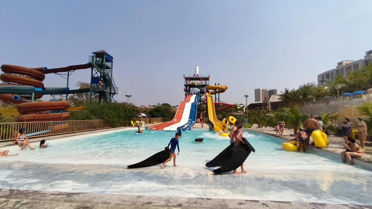Piazza Diroma Acqua Parque E Splash Villa Caldas Novas Feriehus